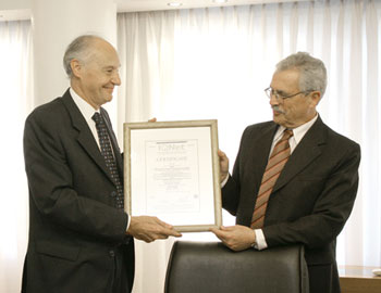 El IAEA certific� ISO 9001:2008