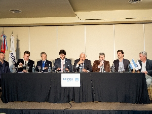 ADIMRA Joven recibi� a los candidatos a la gobernaci�n de Santa Fe