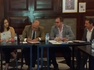 Acta compromiso para brindar soluciones de capacitaci�n