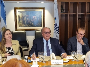 Recibimos al secretario de Industria