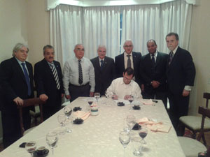 Firma de carta de intenci�n con Ministerio de Cuba