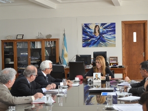 Encuentro con la ministra Giorgi por integraci�n automotriz