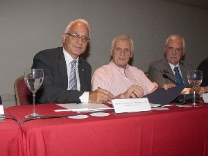 El trabajo y la industria frente a los problemas actuales y el futuro de la econom�a nacional